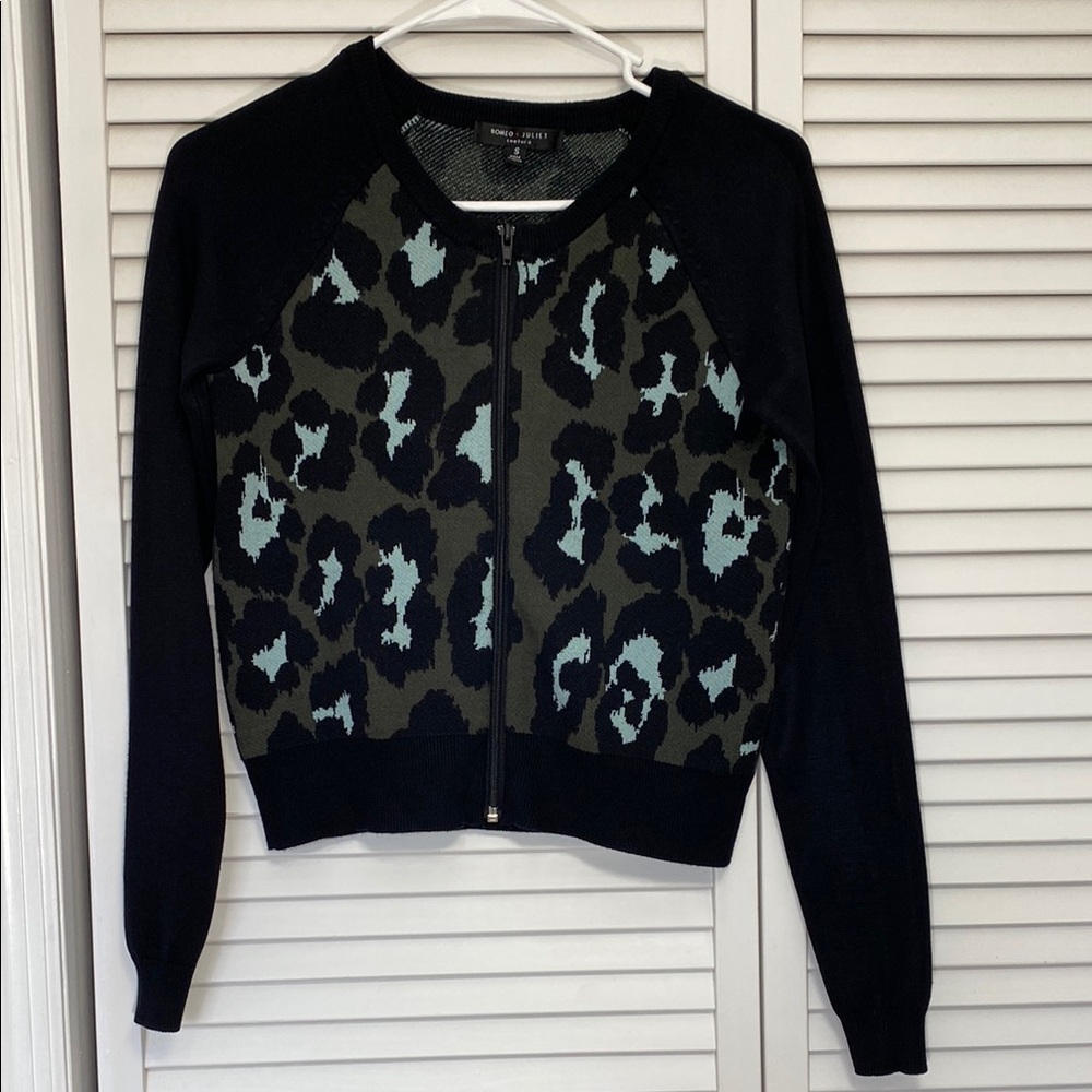 Romeo & Juliet Couture Black and Green Leopard Print Jacket